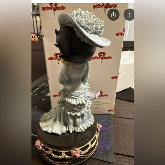 1998 Betty Boop Victorian Series Musical Figurine Vintage 1998 Limited Edition - Picture 4 of 12